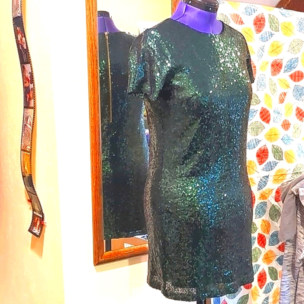 Lulu's green sequence mini dress - Picture 4 of 12